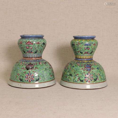 Two Chinese famille rose vases,