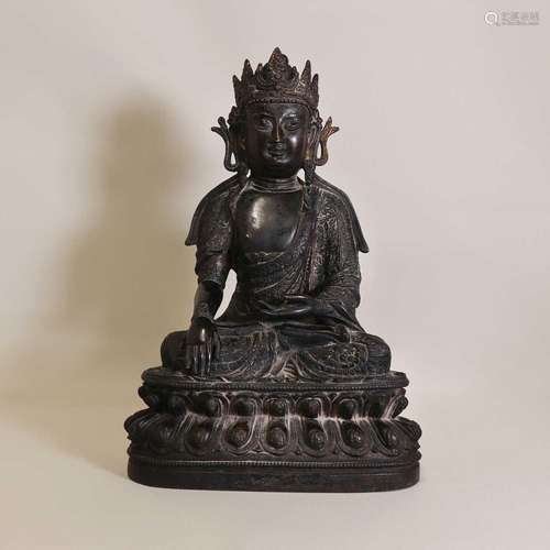 A Chinese bronze bodhisattva,