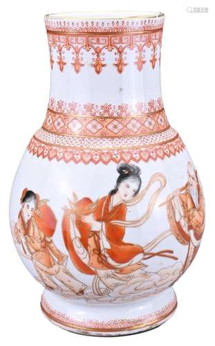 A CHINESE HU-FORM PORCELAIN VASE, 20TH CENTURY