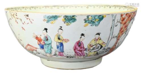 A CHINESE FAMILLE ROSE PORCELAIN PUNCH BOWL , 18TH CENTURY