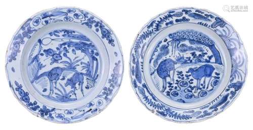 TWO CHINESE BLUE AND WHITE KRAAK PORCELAIN DISHES, 17TH CENT...