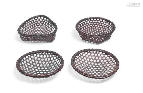 SUEMURA SHOBUN (1917-2000) Four Serving Trays Showa era (192...