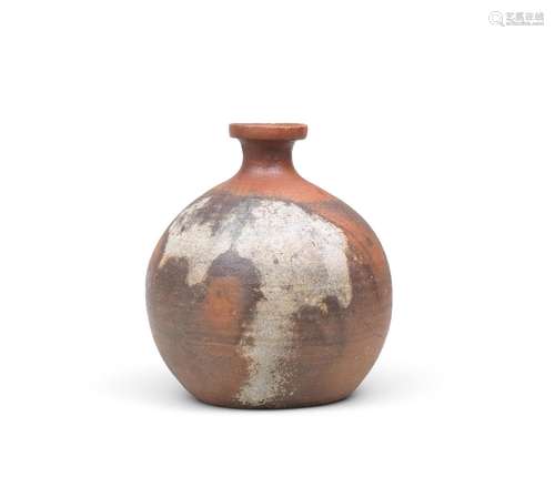 A KO-BIZEN STONEWARE TOKKURI (BOTTLE) Momoyama period (1573-...