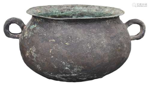 A CHINESE BRONZE COOKING VESSEL, MOU, HAN DYNASTY (206BC-220...