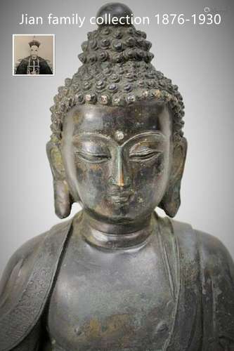 LARGE CHINESE GILT BRONZE SEATED SHAKYAMUNI