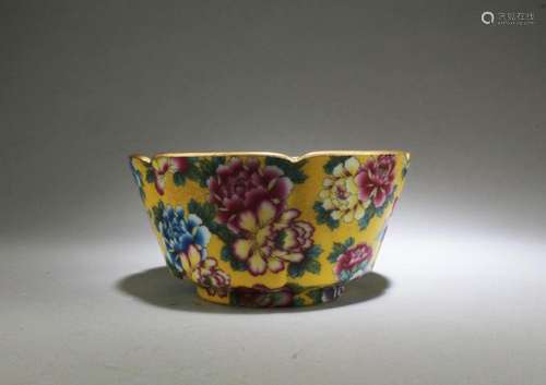 A Famille Jaune Porcelain Bowl