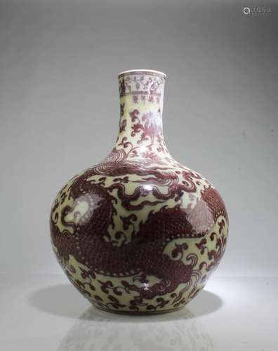 An Iron Red Porcelain TianQiuPing Vase