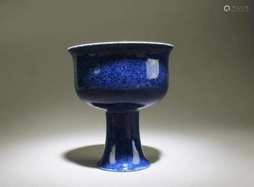 A Blue Color Porcelain Stem Cup