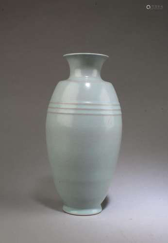 A Ru Ware Vase