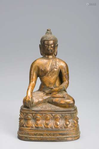 A gilding copper Sakyamuni statue