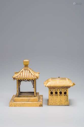 A set of gilding copper pavilion and house