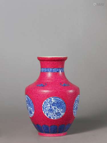 A pink ground phoenix patterned porcelain vase