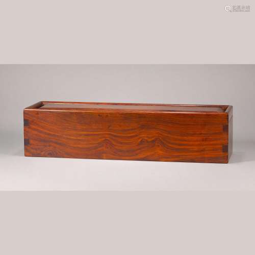 A fragrant rosewood painting box