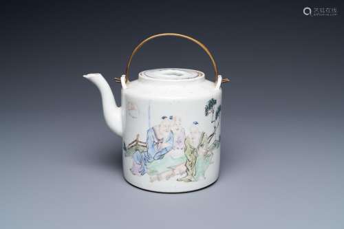 A Chinese qianjiang cai teapot signed Liu Shuntai, Republic