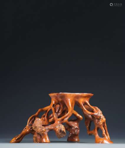The Chinese Qing Dynasty Boxwood with Knotted Roots Holder