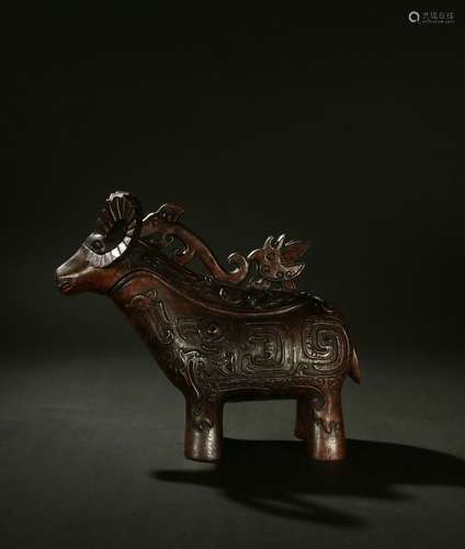 The Chinese Qing Dynasty Eaglewood ·Goat-shaped Cup