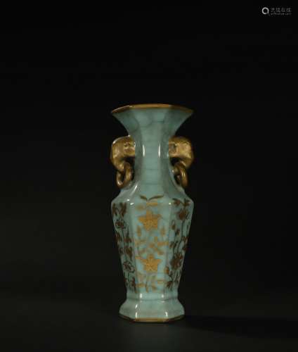 An Official Kiln Painted Gold Six Edges  Elephant Ears Vase