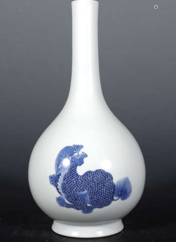 Kangxi year blue and white auspicious animal pattern gall bo...