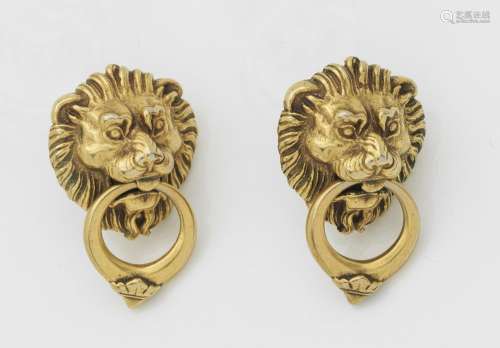 Paar dekorative Löwenkopf-Ohrringe von 1982