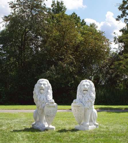Paar monumentale Portallöwen aus der Villa "Haus Löwenr...