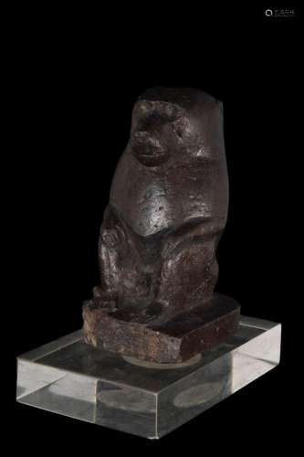 EGYPTIAN GRANITE STATUETTE OF THOTH AS BABOON