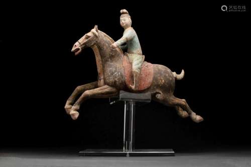 CHINESE TANG DYNASTY TERRACOTTA POLO PLAYER - TL TESTED