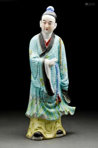 CHINESE PORCELAIN MALE FIGURE