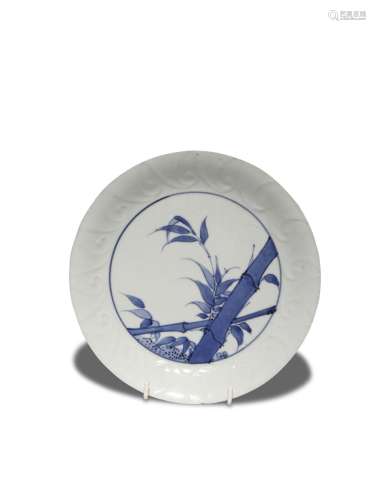 A JAPANESE ARITA BLUE AND WHITE MOULDED DISH