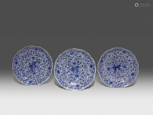 THREE JAPANESE BLUE AND WHITE DISHES
