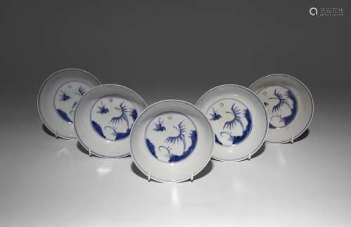 FIVE CHINESE BLUE AND WHITE SHALLOW BOWLS