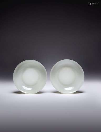 A RARE PAIR OF LARGE CHINESE WHITE JADE DISHES