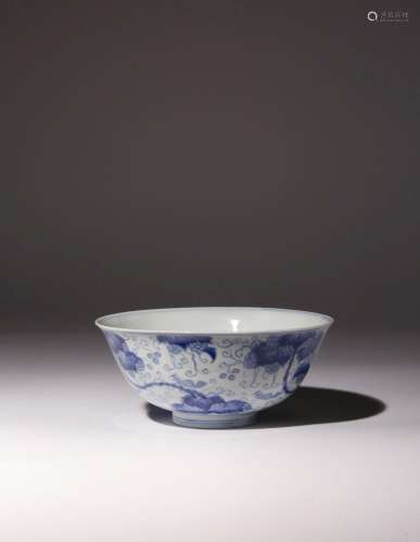 A CHINESE BLUE AND WHITE 'SQUIRRELS AND GRAPE VINE' BOWL