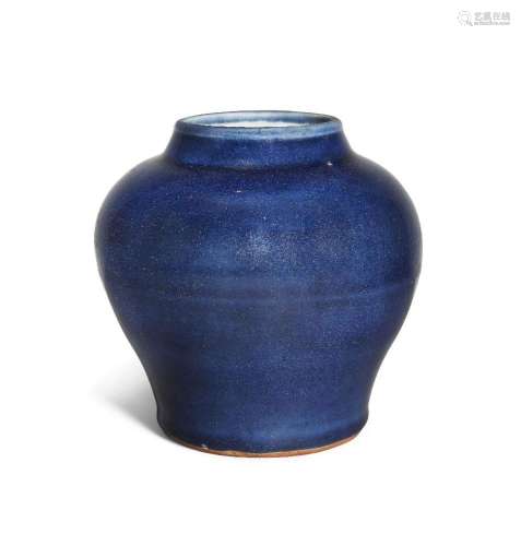 A Chinese porcelain monochrome blue-glazed jar, guan, Jiajin...