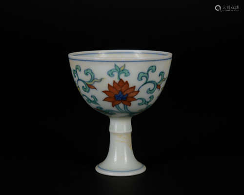 A Dou cai stem cup