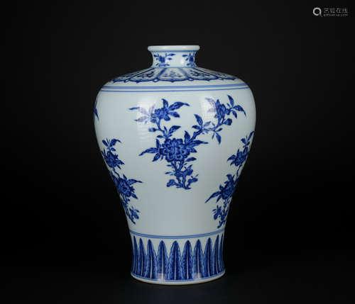 A blue and white 'floral' Meiping