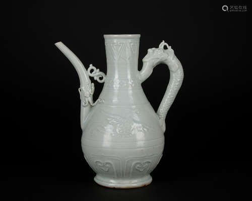 A Shufu glazed ewer