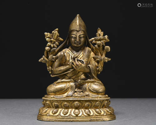 A gilt-bronze statue of Tson-Kha-Pa,Qing dynasty