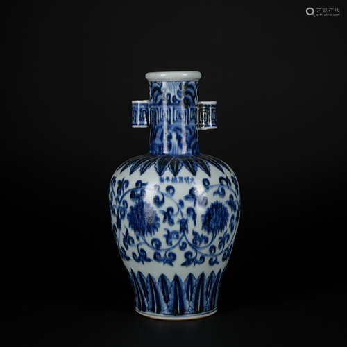 A blue and white 'floral' vase