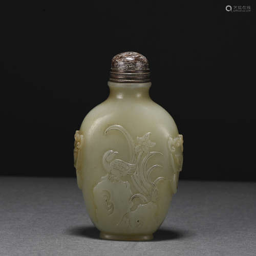 A jade 'poems' snuff bottle