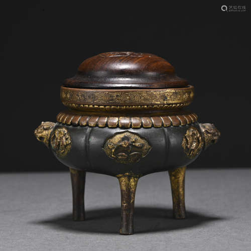 A gilt-bronze censer,Qing dynasty