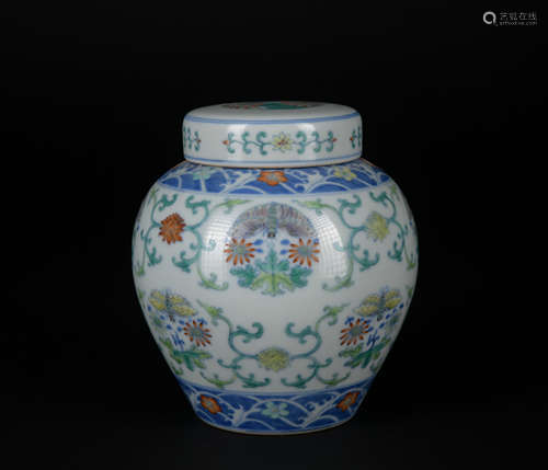 A Dou Cai tea caddy