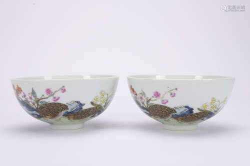 A pair of famille-rose 'floral and birds' bowl