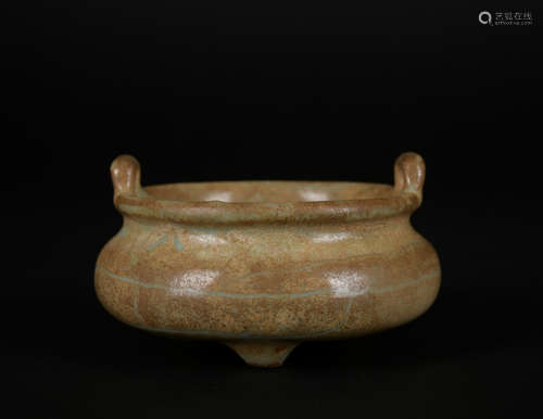 A Guan glazed censer