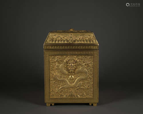A gilt-bronze 'dragon' box