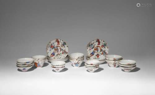 A COLLECTION OF CHINESE FAMILLE ROSE BOWLS, SAUCERS AND COVE...