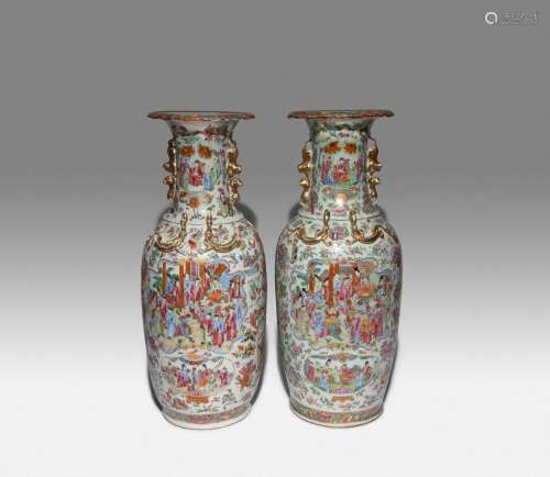 A PAIR OF LARGE CHINESE CANTON FAMILLE ROSE 'FIGURAL' VASES