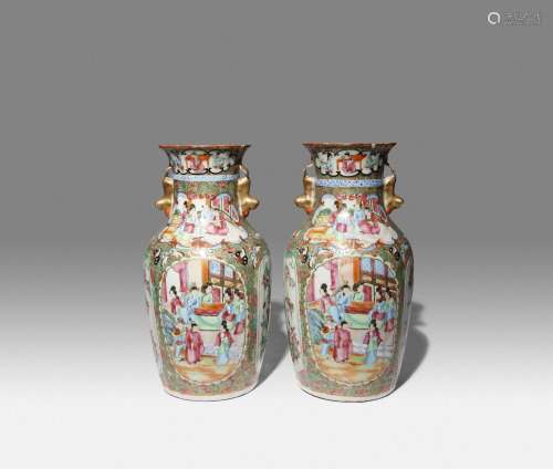 A PAIR OF CHINESE CANTON FAMILLE ROSE 'FIGURAL' VASES