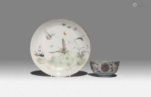 A CHINESE FAMILLE ROSE DISH AND A GILT-DECORATED DOUCAI BOWL