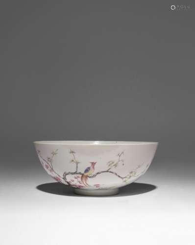 A CHINESE POLYCHROME BOWL