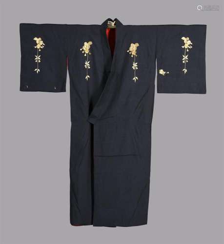A black crop silk Japanese Kimono or Kosode